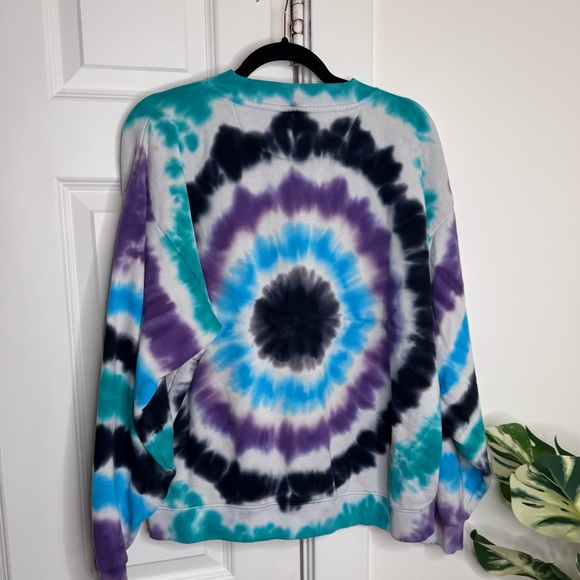 Wrangler Tie-Dye Crewneck - Picture 3 of 4